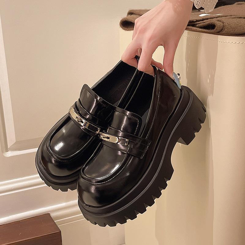 2025 Spring New Internet Celebrity British Style Small Man Platform Small Leather Shoes Metal Buckle One Pedal Lazy Loafers