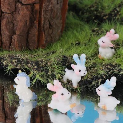 Cartoon Sika Deer Figurines Resin Crafts Mini Elk Miniature Figurines Cute Realistic Micro Landscape Ornaments Home Car Decor