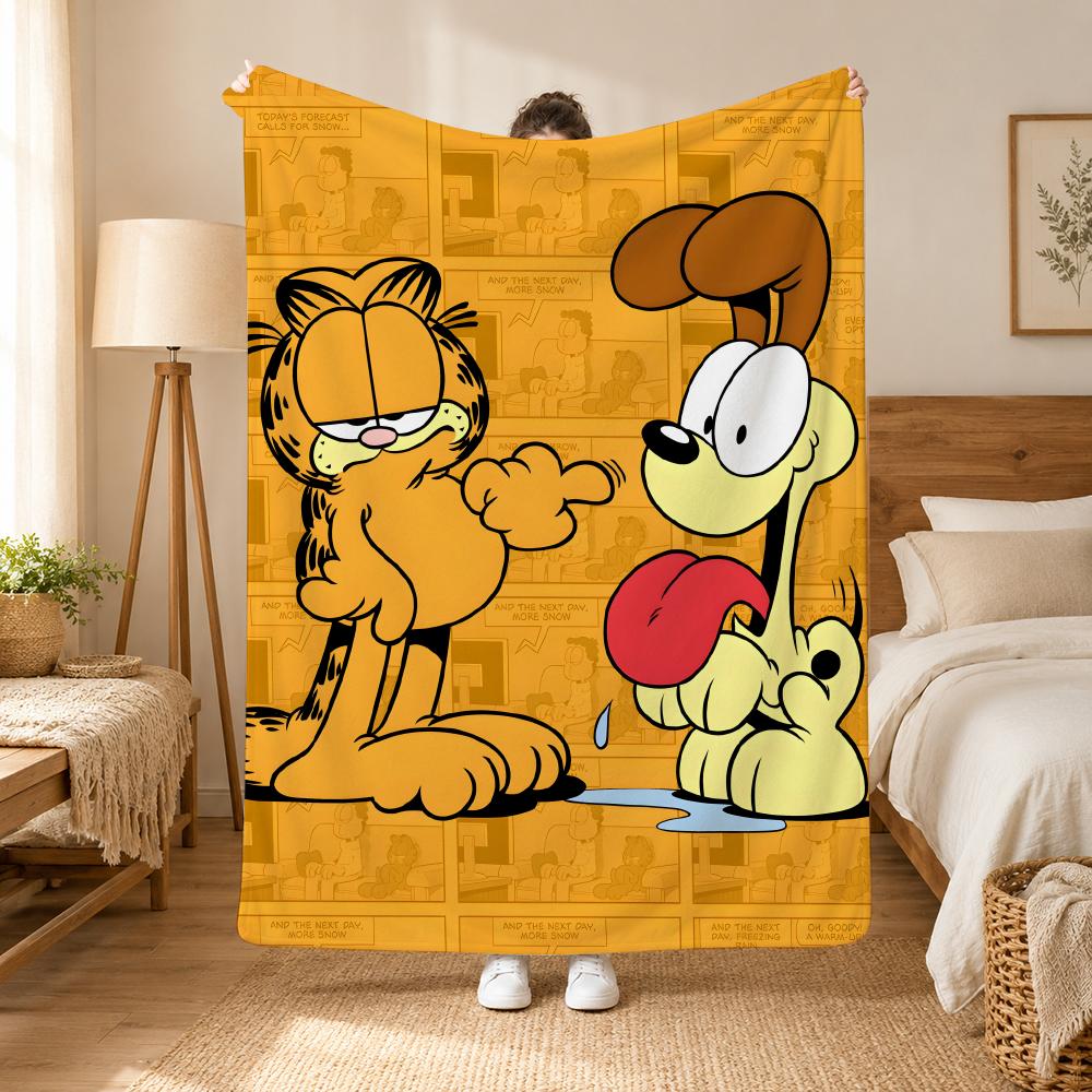 A fat yellow cat cute Garfiel Throw 240g flannel blanket, suitable for sofas, beds, offices,  exquisite gift blankets