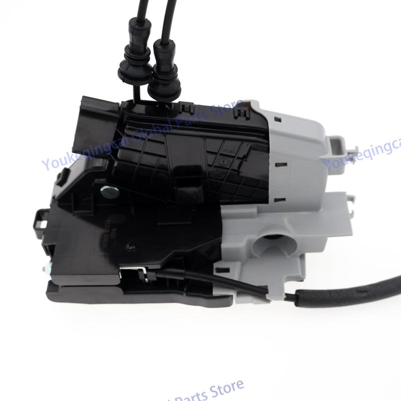 Front Door Lock Actuator Motor Driver Side Latch Release Reardoor for Tucson 2016- 1.6L 2.0L 81310D3010 81320D3020