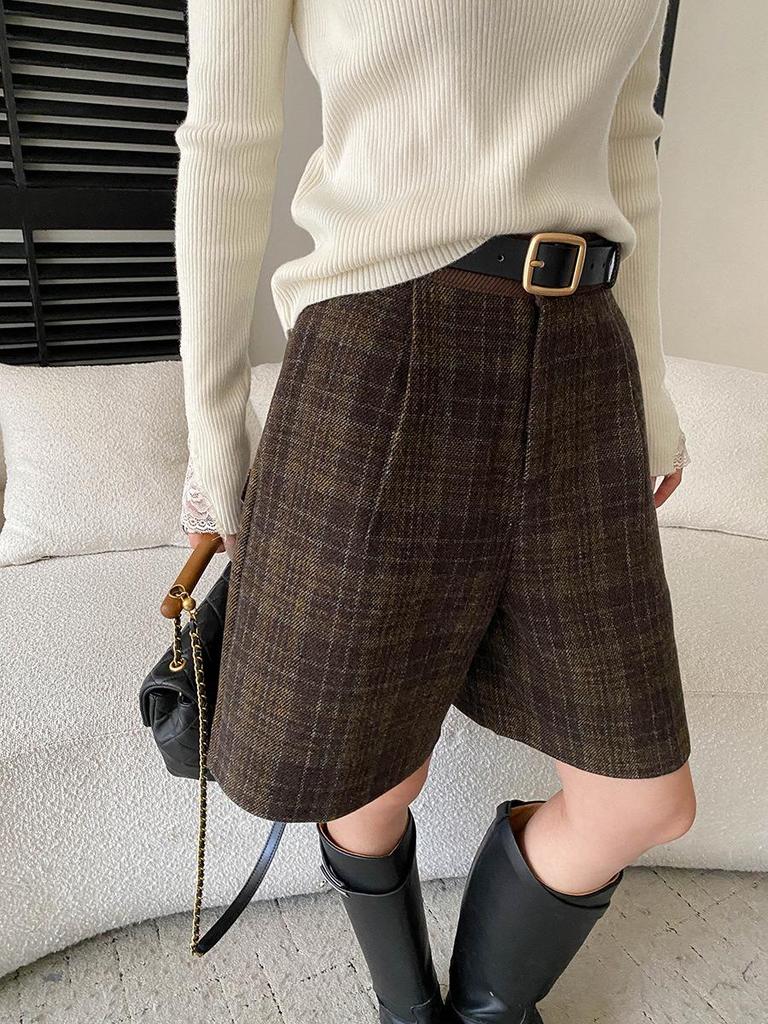 Sinan Retro British Plaid High-Waisted Wide-Leg Wool Shorts SN8521