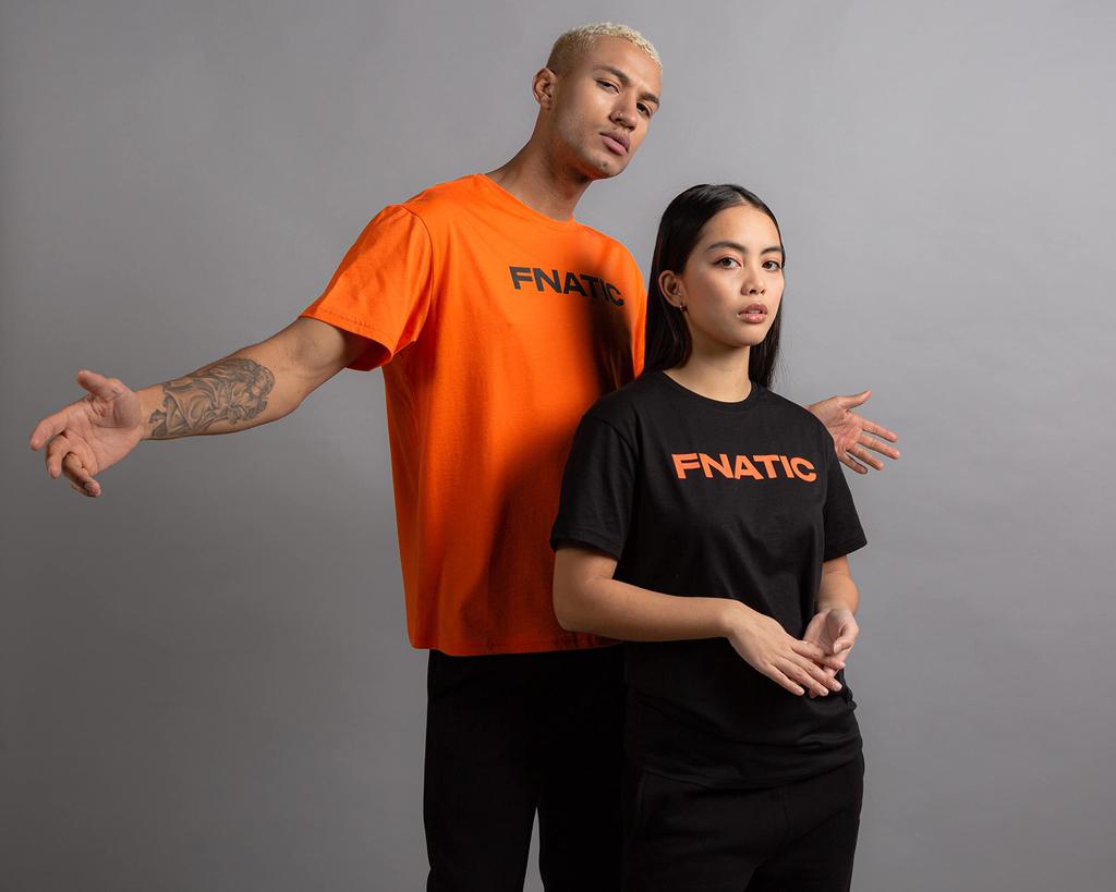 FnaticGear Team Title T-Shirt, Black, Small, FNC089, Crest Wordmark Short Sleeve T-Shirt, Black, Small, XX3016