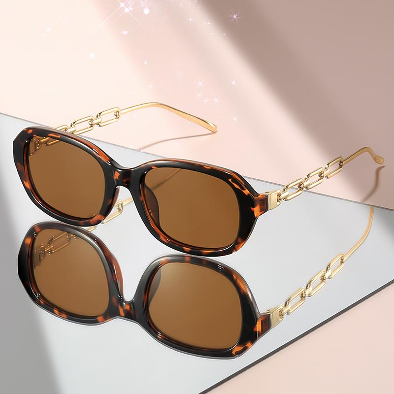 Die neue ovale Sonnenbrille mit metallverbindungsbügeln ist eine modische und personalisierte dekorative Brille.