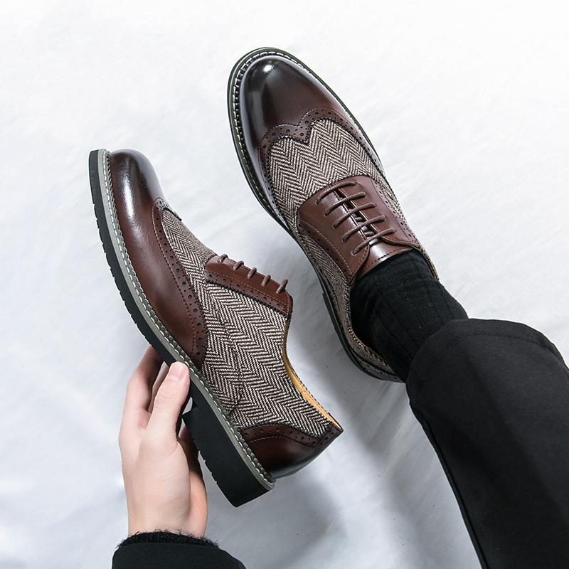 Fashion Brand New Men Comfortable Pointed Carving Leather Shoes Spring Fashion Versatile Business Lace Block Color Blocked Leather Shoes