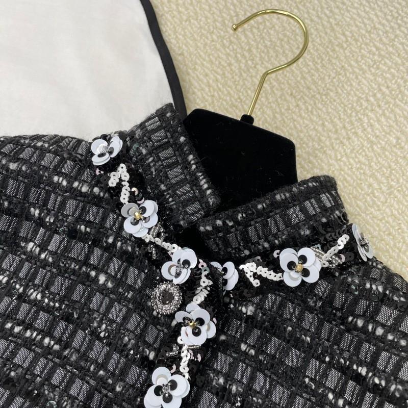 Womens 2026 Silk-Lined Short Stand Collar Jacket With Black White Sequin Trim Contrast Panel Detail