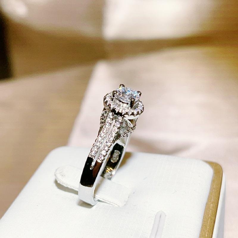 Diamond Wedding Ring Proposal Ring Sterling Silver Women's Ring Eight Hearts Eight Arrows Zircon Gold Plated Six Claws Diamond Set