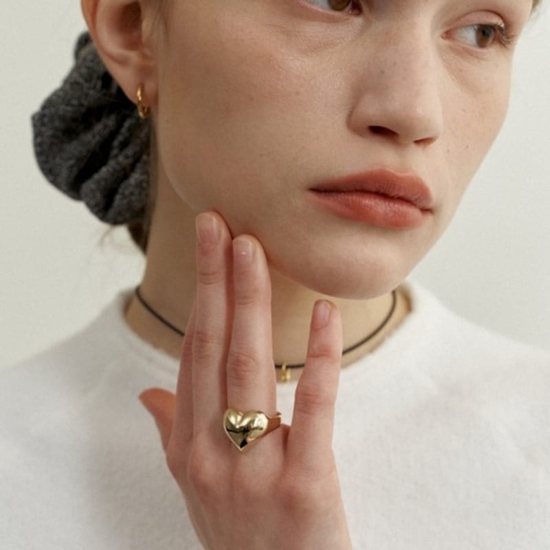 LOVE ME MONSTER Volume Heart Ring