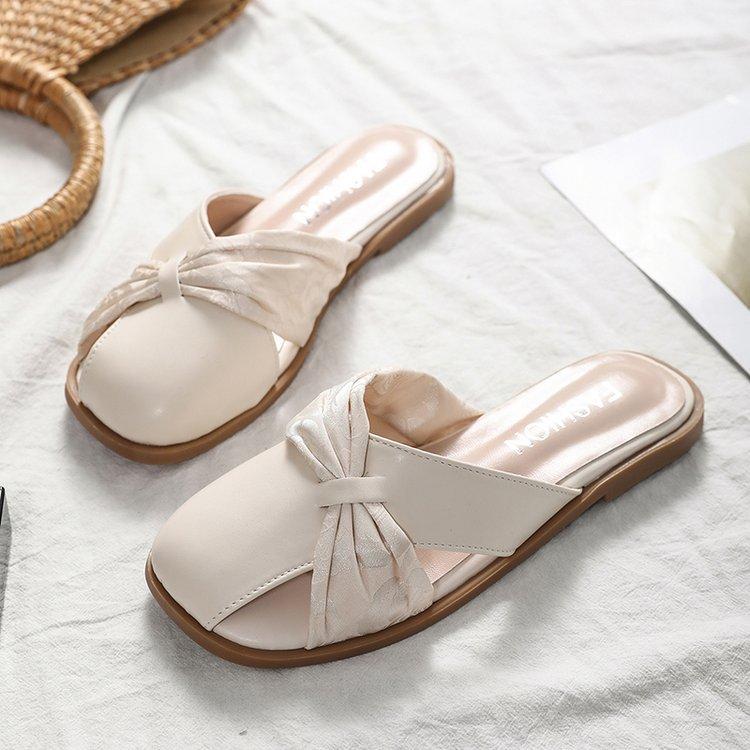 

Вечерний бриз нежные сандалии с закрытым носком без каблука ленивые на одной педали плоские французский темперамент закрытый носок полушлепанцы женские лето 41 бежевый