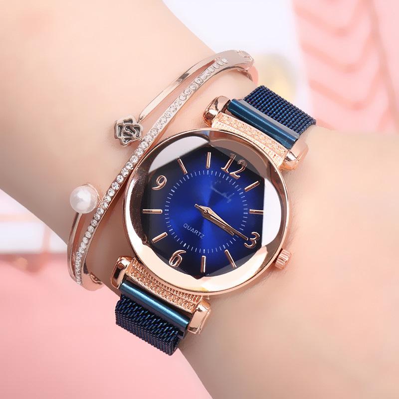 Women Watch Fashion Wild New Watch Magnet Buckle Luxury Fashion Ladies Geometric Roman Numeral Quartz Movement Watch Reloj Mujer