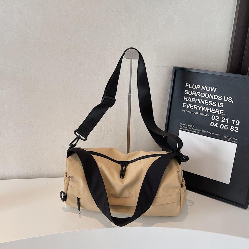 

Nylon cloth bag 2025 simple fashion water-repellent sports shoulder bag trendy large capacity casual crossbody bag
