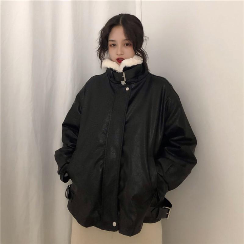 

Женская толстая свободная мотоциклетная одежда с меховым воротником, кожаная женская мода, повседневное толстое пальто