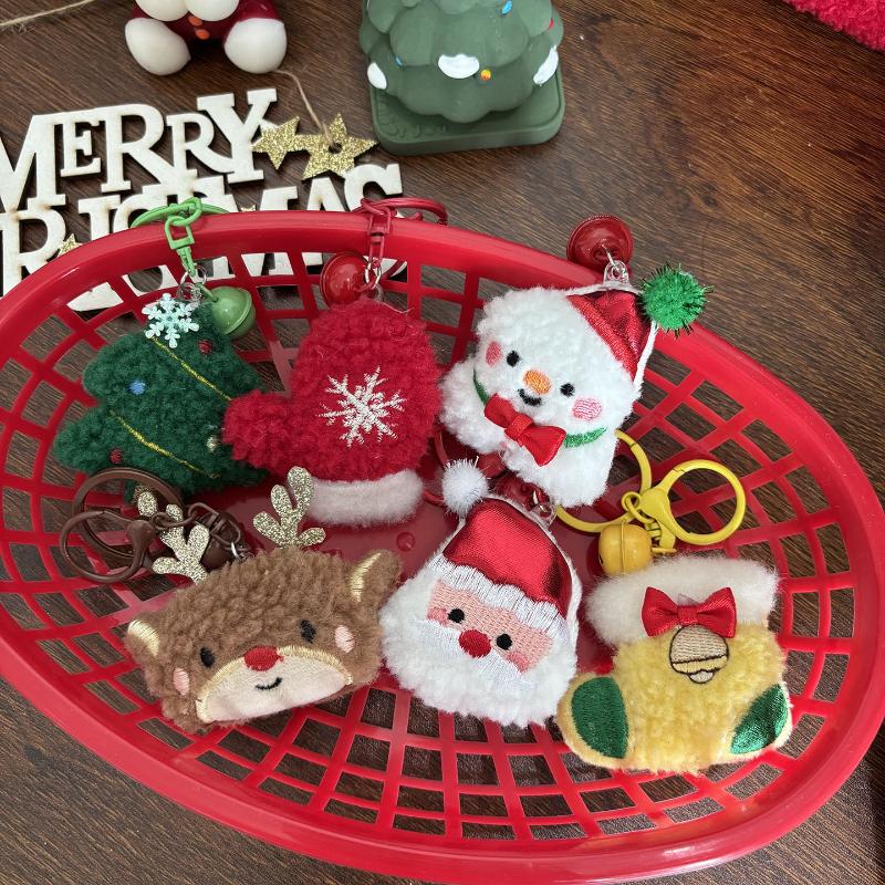 Cute Christmas Plush Doll Keychain Cartoon Santa Claus Snowman Christmas Tree Backpack Pendant Decorative Accessories Gift