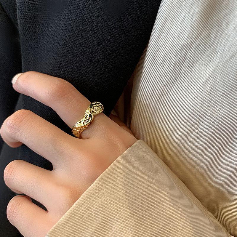 Inspired Korean Sophisticated Irregular Design Ring Perfect For Trendy Fashion Womens