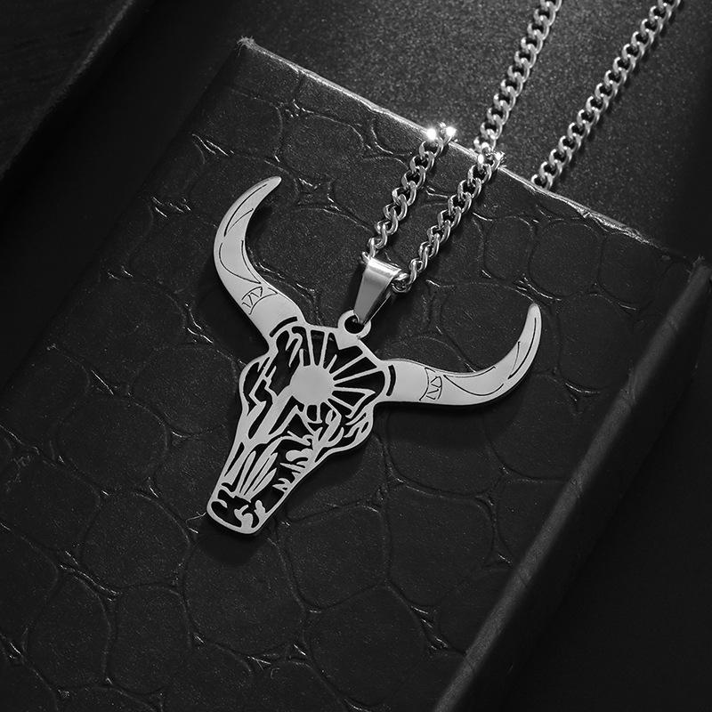 Fashionable Bull Head Men's Mexican Bullfighting Trend Jewelry Pendant Necklace