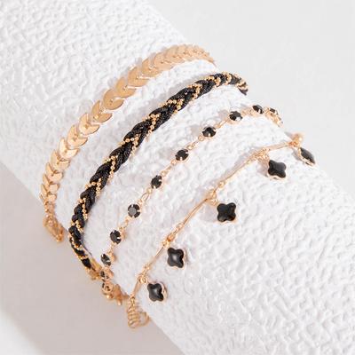 Ensemble de 4 pièces pour femmes Style Bohème Bracelets à Pompons Diamant Noir Chaînes Avion Géométrique Accessoires Personnalisés à la Mode