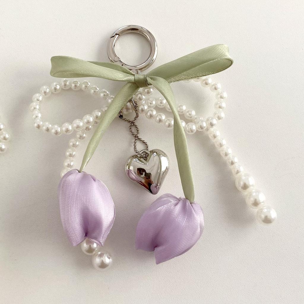 Pearl Flower Bud Keychain