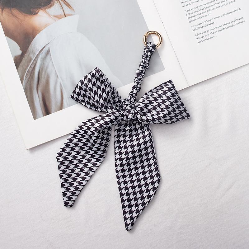Silk Scarf Keychain with Horseshoe Buckle and Ribbon Bow for Bags and Cars