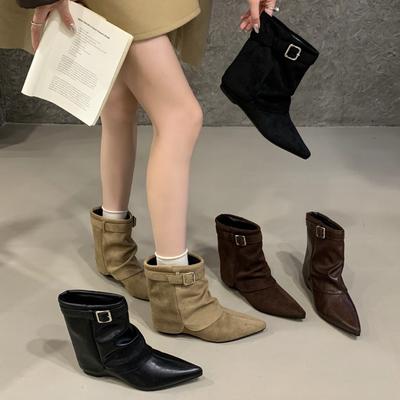 European Station Pointed Short Boots Women's 2025 Autumn Sleeve Belt Buckle Niche Western Boots Show Legs Long Low Heel Fashion Boots