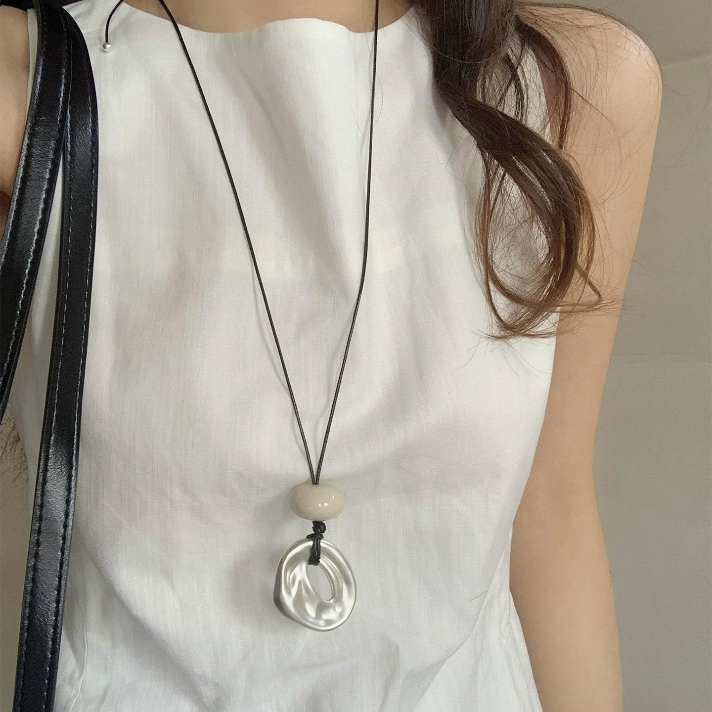 

Модное ожерелье для женских украшений серебряный