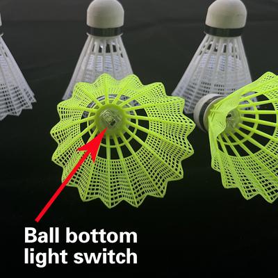 Işıklı Badminton Topları Led Köpük Plastik Spor Badminton Renkli Işıklı Tüy Toplar Çocuklar Led Badminton Seti