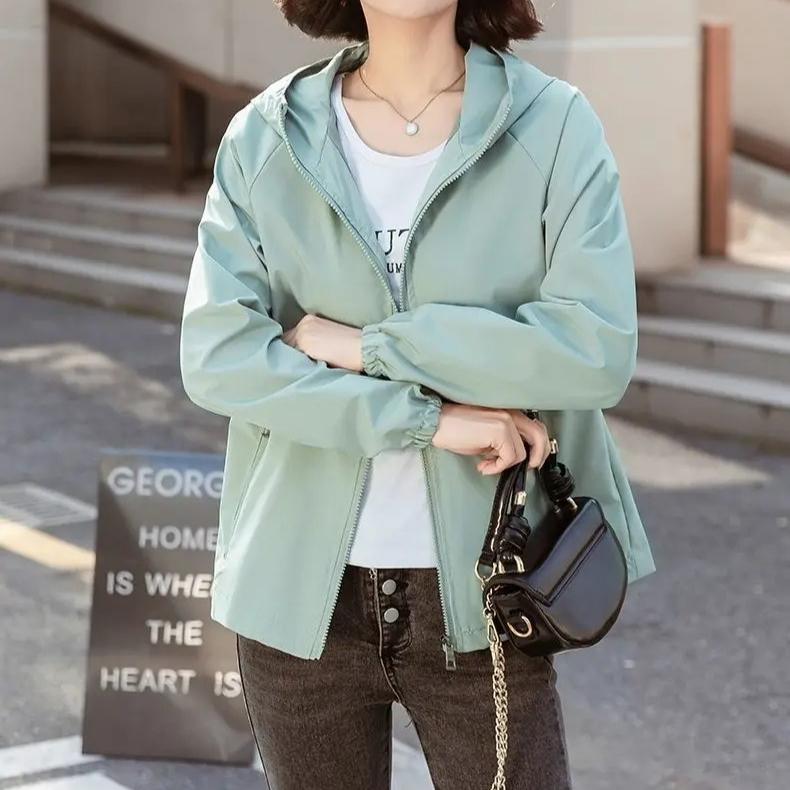 Oversize Women'S Jackets Large Size Spring Autumn Women Trench Coats Hooded Windbreaker Short Loose Coat Women Outwear