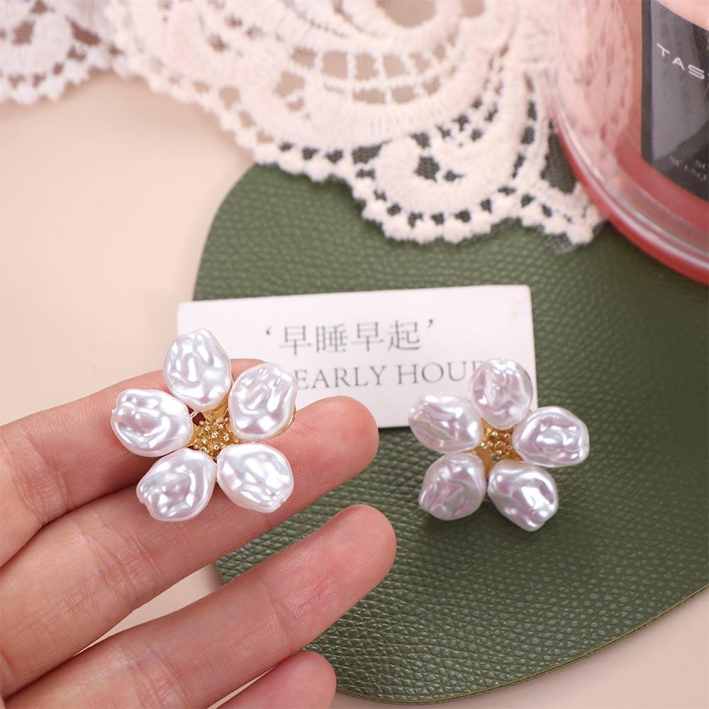 Retro Pearl Earrings Ear Studs Irregular Earrings Romantic Flower Earrings Studs  Girls