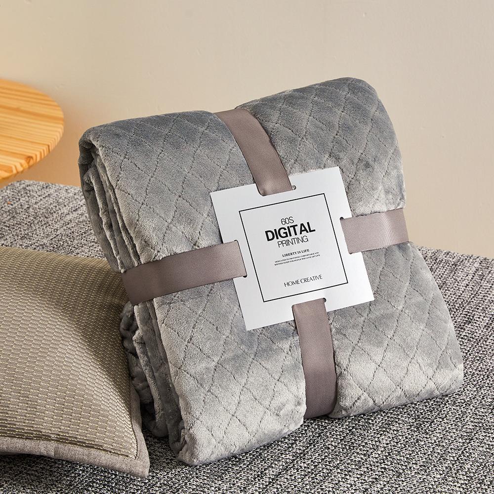 Thickened Diamond-Patterned Luxury Coral Fleece Flannel Blanket—Perfect for Air Conditioning