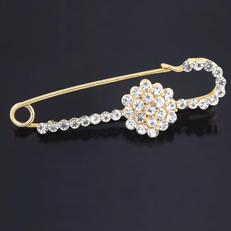 Large Rhinestone Brooch Pin for Sweaters, Coats, and Cardigans - Men's and Women's Accessory