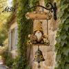 Cartello di Benvenuto Personalizzabile con Gnomo da Giardino e Campanella, Campanello da Porta Appeso per Esterno, Campanelle Eoliche con Numero Civico Uniche per Decorazioni di Patio, Casa, Portico, Cortile Campanella