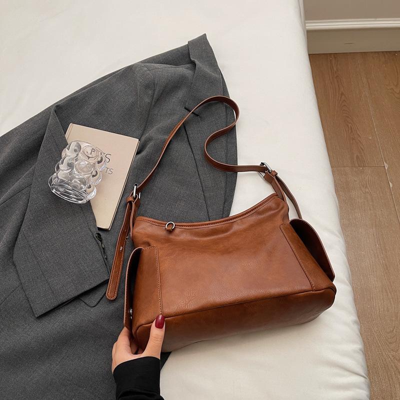 Premium sense large-capacity bag women's new autumn and winter simple and versatile shoulder messenger bag