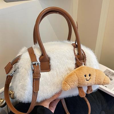 Plush Autumn and Winter Pillow Bag New Fashion Niche Handbag Popular Underarm Shoulder Messenger Bag