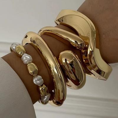Vintage Metal Irregular Wave Twist Bracelet for Women Gold Color Exaggerated Chunky Cuff Bangle Hip Hop Party Punk Zircon Gift
