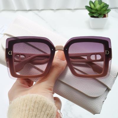 Fashion Style Sunglasses Women Square Shape UV Protection Women Glasses Vintage Retro Female Sunglass