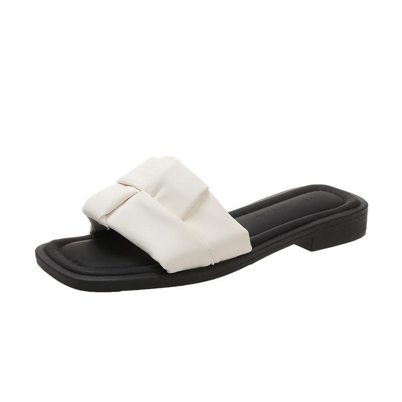 Schöne coole Hausschuhe Damen Sommerbekleidung modischer und vielseitiger Rock 2025 neuer Feenstil flache Strandschuhe