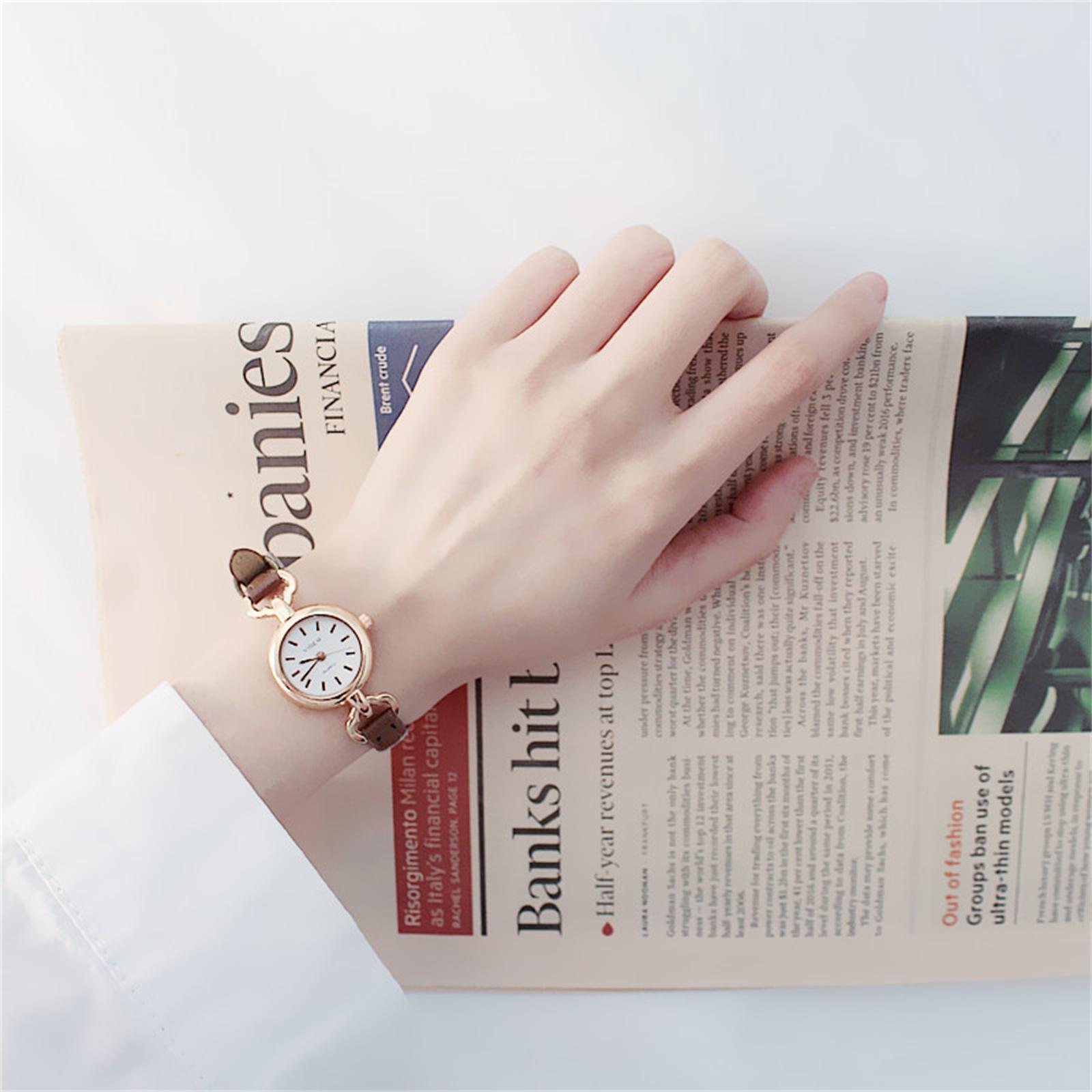 

Женские модные кожаные часы One Size