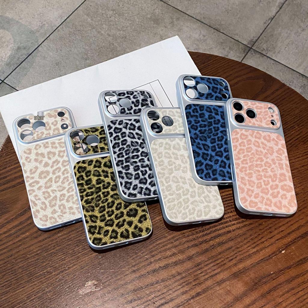 Leopard Glitter iPhone 17 Pro Max Case: Instantly Transforms to Phone Case with Precise Hole and Large Window Protection.