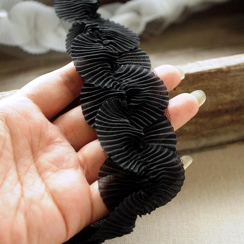 

Bilateral Symmetry Fan-shaped Pleated Lace DIY Ladies Doll Clothes Skirt Hat Decoration Barcode Strap Toy Pet Bib Make Ribbon 1 yard чорний