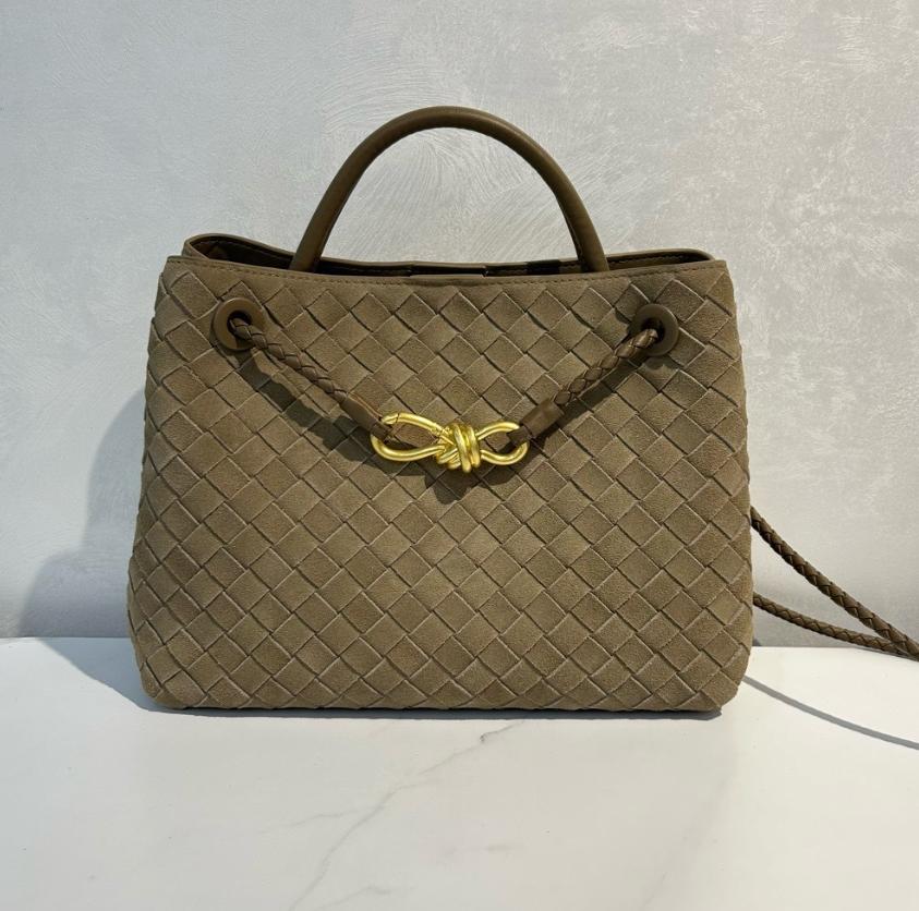 Designed Leather Bag Large Capacity Casual Handbag Single Shoulder Underarm Tote Bag For Women