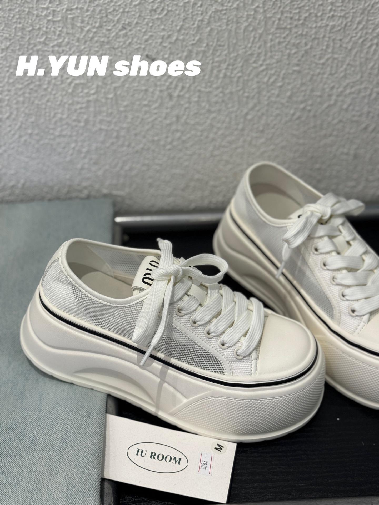 

Thick-soled heightening canvas shoes female students versatile little white shoes spring new ins Korean version trend casual board shoes explosion 40