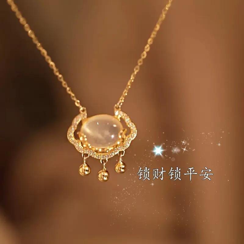 Womens Auspicious Cloud Necklace New Chinese Style Clavicle Chain Hypoallergenic Non-Fading
