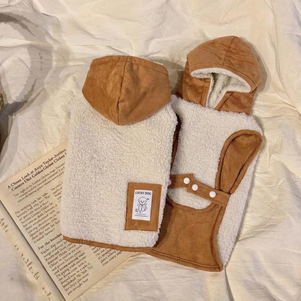Autumn and winter dog clothes, thickened warm, quilted cotton pockets, traction cat pets, bear four-legged cotton-padded clothes, dog clothes.