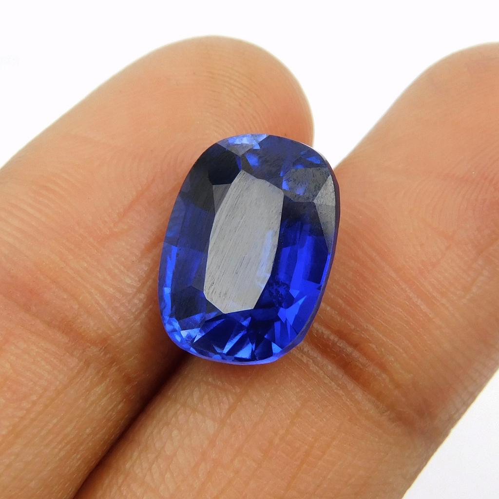 Natural Blue Tanzanite Loose Gemstone 7.90 Ct Cushion Cut for Jewelry Making and Gem Collections