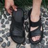 Sommar Herr Nya Strandskor Sandaler Sandaler Tofflor Utomhus Två slitage Halkfri Mjuk botten Mjuk yta Fritid Bärbar Mode Herrtofflor