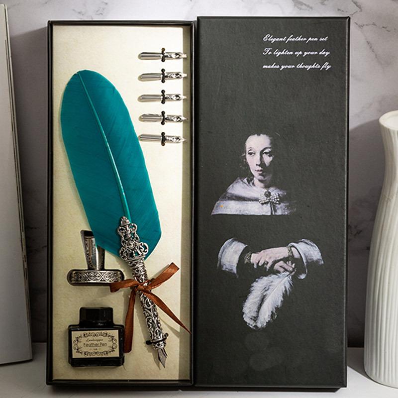 

Pure color turkey European retro feather pen set European and American women dip pen advertising