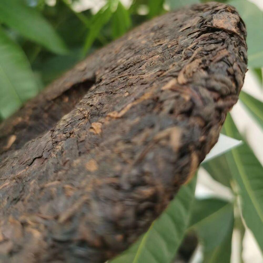 357g Yunnan Starý Puerh Zralý Čaj Tongqinghao 2008 Palácový Stařený Puerh Vařený Čajový Koláč