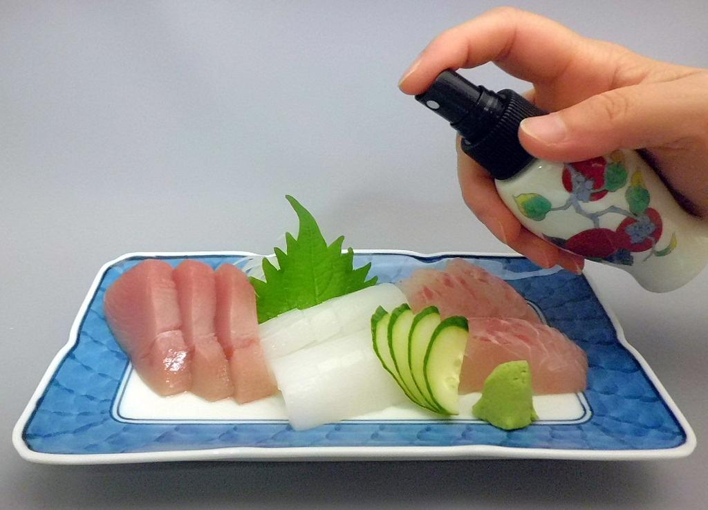 Hasami Ware Soy Sauce Spray Clover Design (Arita Ware) Bottle,