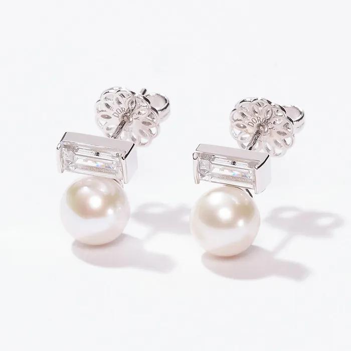 14k Eden Freshwater Pearl Earrings (Lab Diamond)