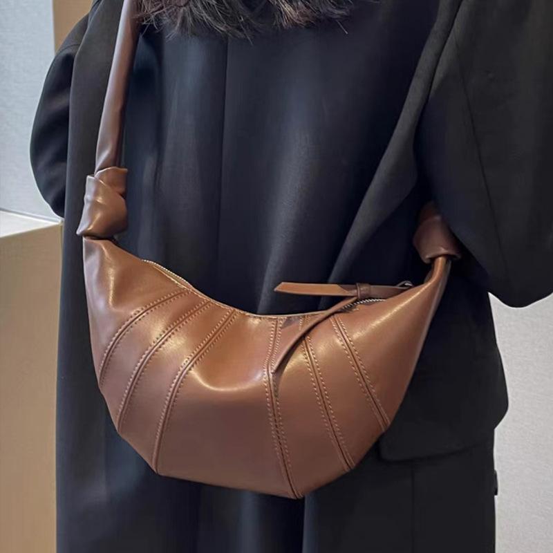 Leather Croissant Women'S Head Layer Sheepskin Niche Fanny Pack Shoulder Crossbody Breast Bag Croissant Bag Dumpling Bag