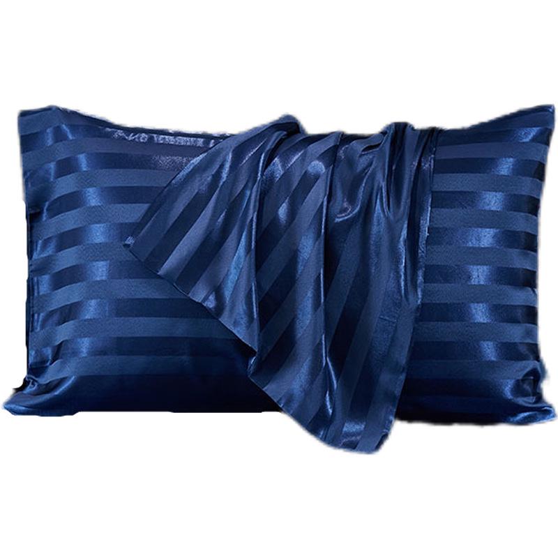 Față de pernă jacquard cu dungi satinate din imitație de mătase