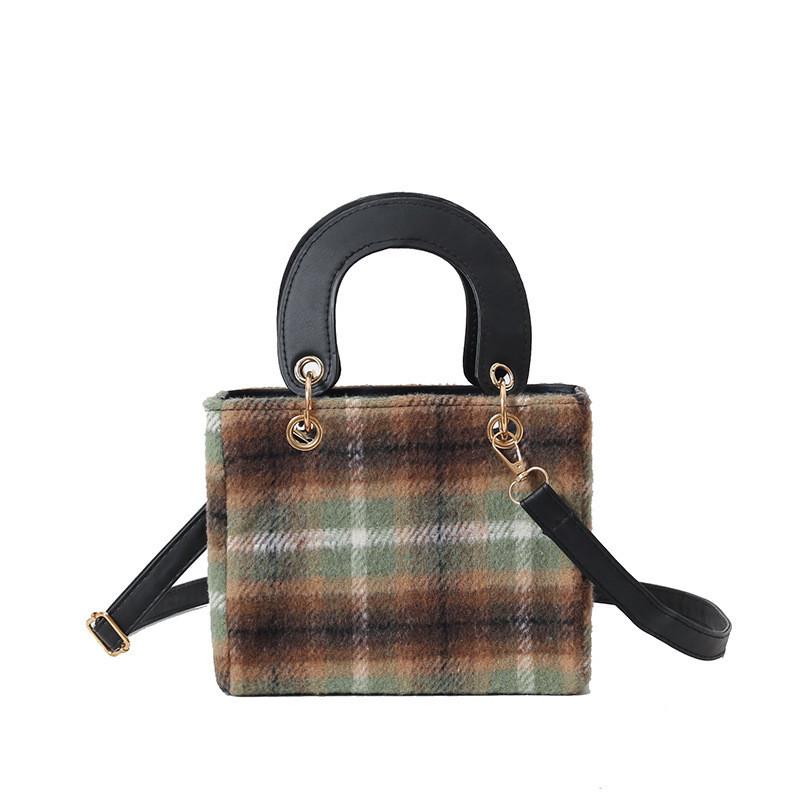 Chic Plaid Pattern Shoulder Bag For Women 2023 Winter Fashionable Crossbody Bag Green And Black StyleD